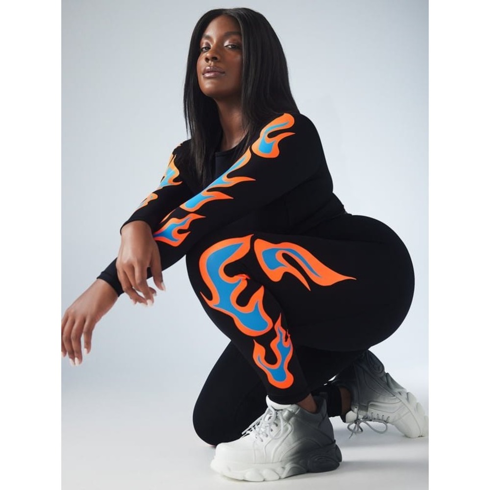 Savage X Fenty Racer X Flame Graphic Crop Top and Leggings Set Black XS